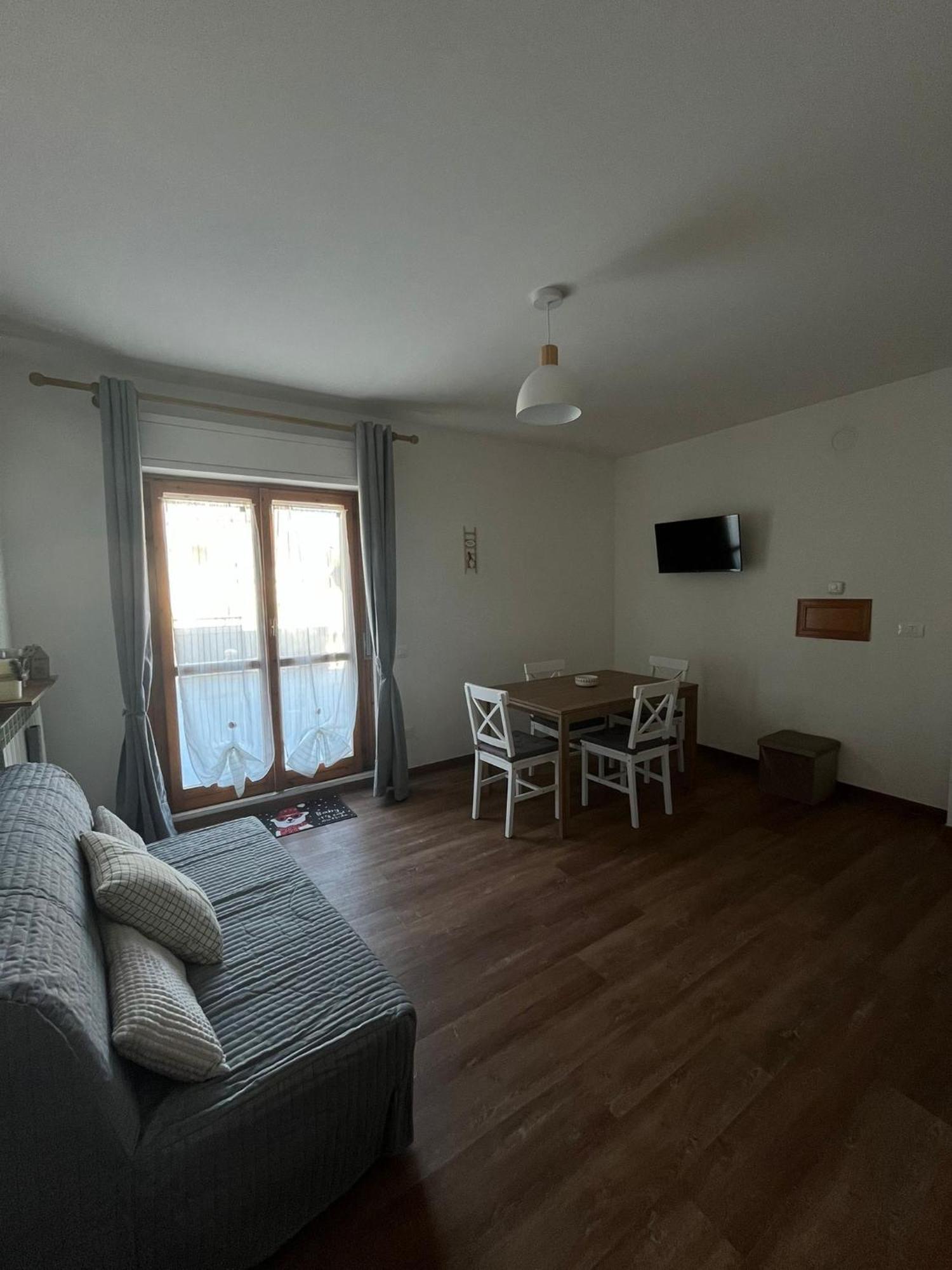 Attico - Terrazza Su Castello Apartment Castel Di Sangro Exterior photo